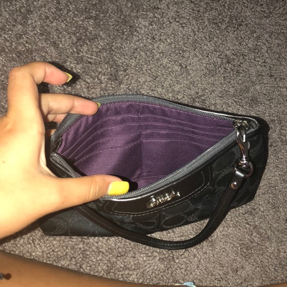 Coach Wristlet - Picture 3 of 4